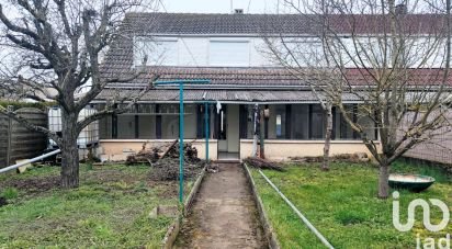 House 5 rooms of 104 m² in Châlons-en-Champagne (51000)