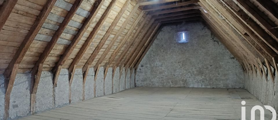 Grange 2 pièces de 100 m² à Fontanges (15140)