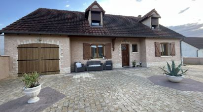 House 6 rooms of 170 m² in Lux (71100)