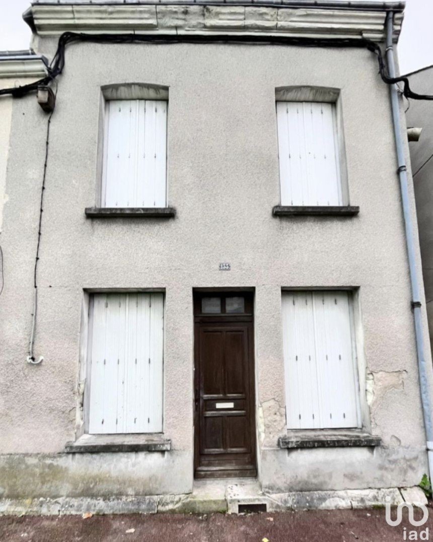 House 3 rooms of 80 m² in Châtellerault (86100)