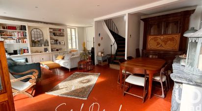 House 5 rooms of 142 m² in Toulon (83100)