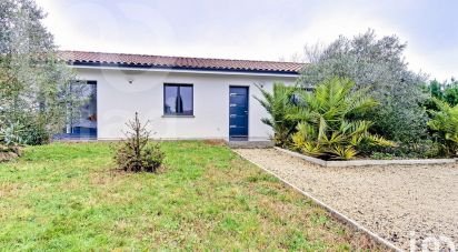 House 4 rooms of 104 m² in Cussac-Fort-Médoc (33460)