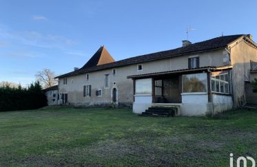 Maison 13 pièces de 315 m² à Montmoreau-Saint-Cybard (16190)
