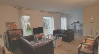 House 4 rooms of 92 m² in Le Haillan (33185)