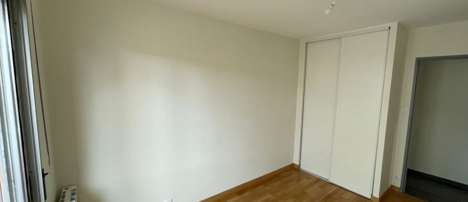 Apartment 3 rooms of 76 m² in Saint-Étienne (42100)