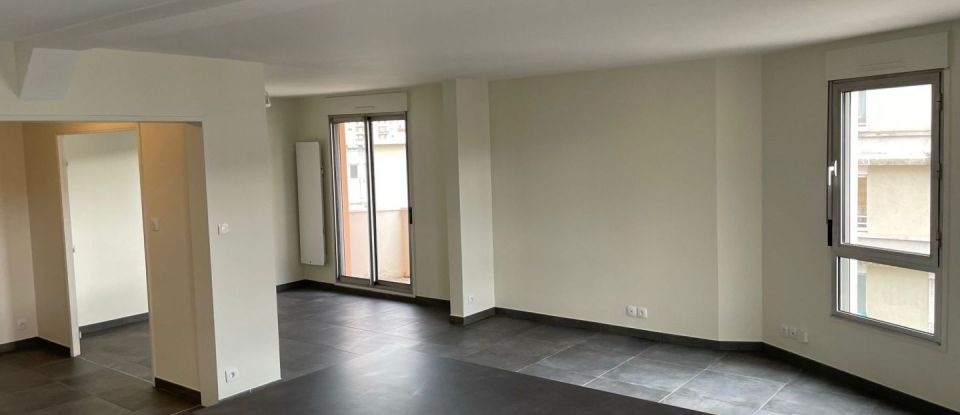 Appartement 3 pièces de 76 m² à Saint-Étienne (42100)