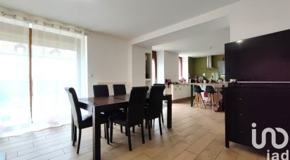 Village house 3 rooms of 95 m² in Flize (08160)