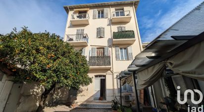 Building in Cannes (06400) of 490 m²