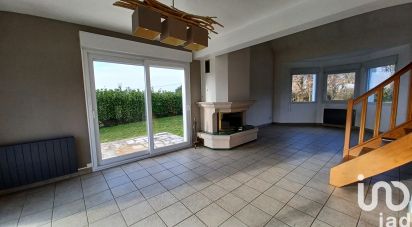 Traditional house 6 rooms of 150 m² in Hesdin-l'Abbé (62360)