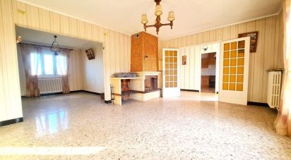 House 5 rooms of 104 m² in Yèvres (28160)