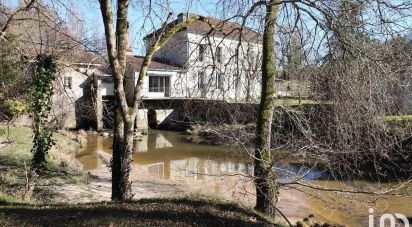 House 10 rooms of 195 m² in Montguyon (17270)