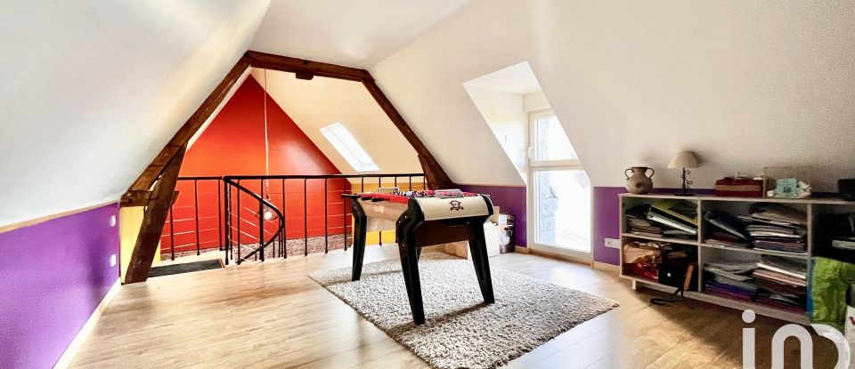 Longere 7 rooms of 222 m² in SAINT-MATHURIN-SUR-LOIRE (49250)