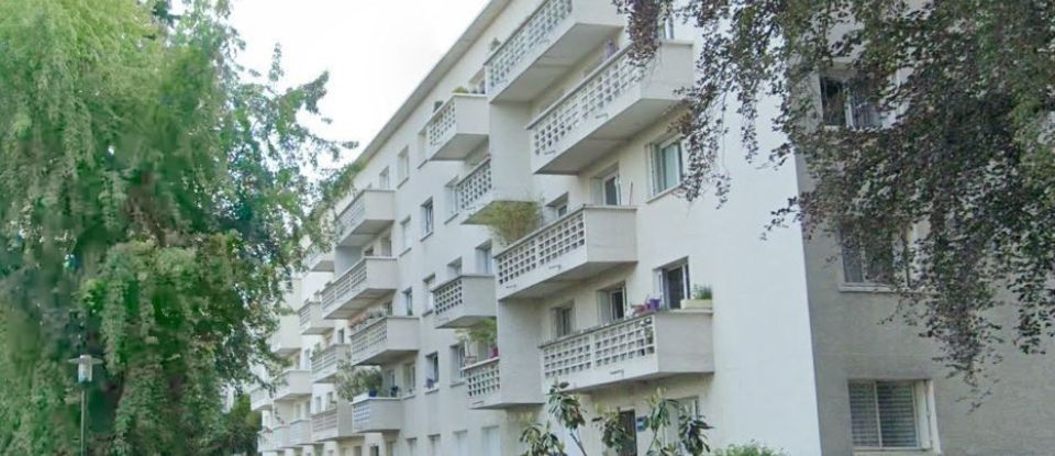 Apartment 3 rooms of 65 m² in Palaiseau (91120)