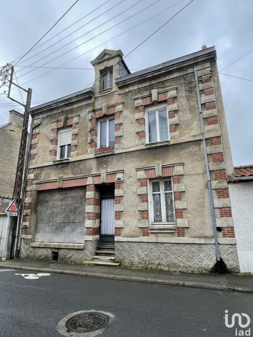 Maison 7 pièces de 210 m² à Machecoul-Saint-Même (44270)