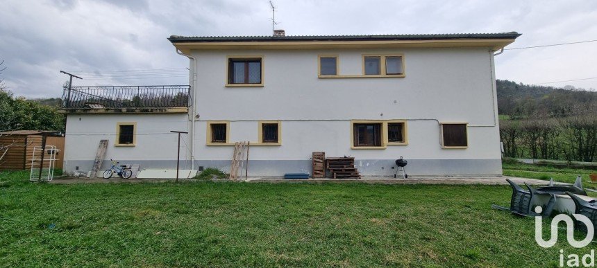 House 10 rooms of 191 m² in Gap (05000)