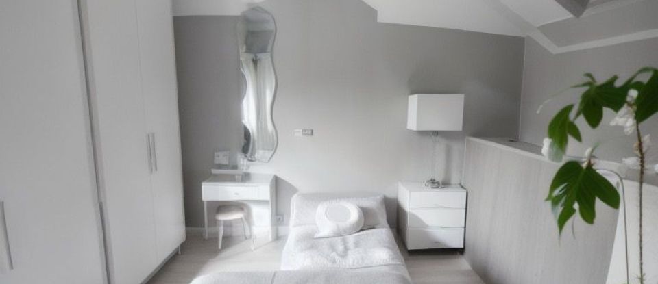 Appartement 3 pièces de 51 m² à Corbeil-Essonnes (91100)