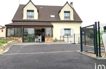 House 8 rooms of 150 m² in Salins (77148)