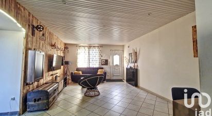 House 4 rooms of 95 m² in Cussac-Fort-Médoc (33460)
