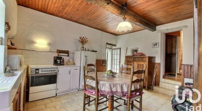 Village house 5 rooms of 68 m² in Saint-Auban-sur-l'Ouvèze (26170)