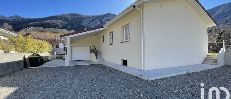 House 4 rooms of 117 m² in Ussat (09400)