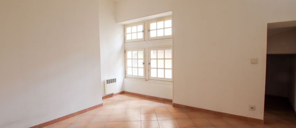 Apartment 2 rooms of 59 m² in Nîmes (30000)