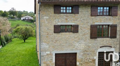 Village house 5 rooms of 127 m² in Coligny (01270)