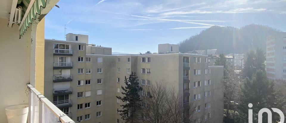 Appartement 5 pièces de 95 m² à Saint-Étienne (42000)
