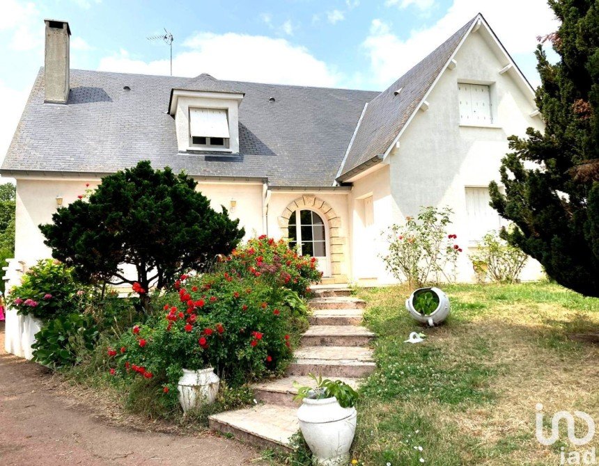 House 7 rooms of 195 m² in Béville-le-Comte (28700)