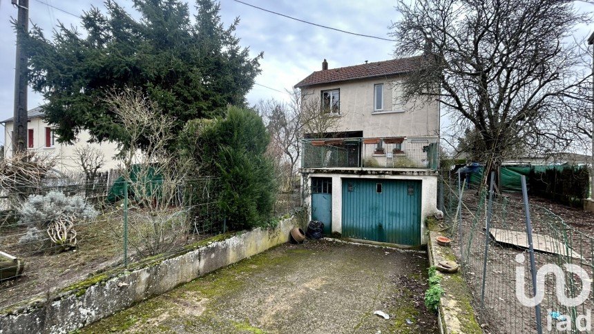 House 4 rooms of 73 m² in Saint-Marcel (36200)
