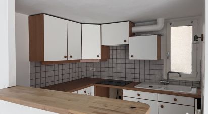 Apartment 2 rooms of 50 m² in Les Ulis (91940)