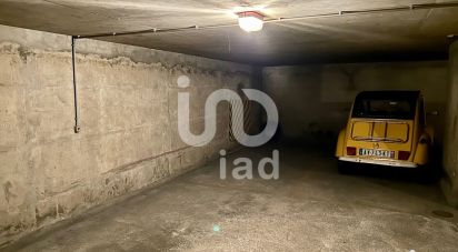 Parking/garage/box de 10 m² à Paris (75015)