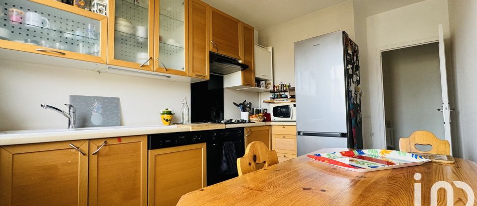 Apartment 5 rooms of 85 m² in Seyssinet-Pariset (38170)