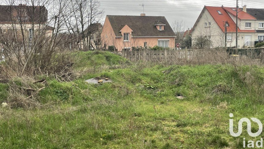 Land of 501 m² in Aubergenville (78410)