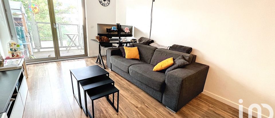 Appartement 3 pièces de 60 m² à Montreuil (93100)