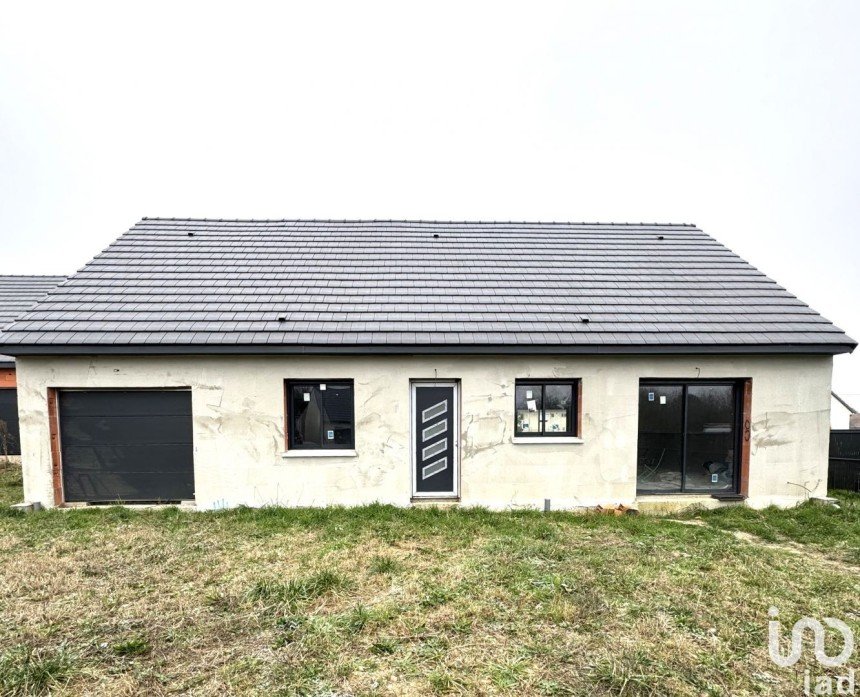 House 4 rooms of 106 m² in Romorantin-Lanthenay (41200)