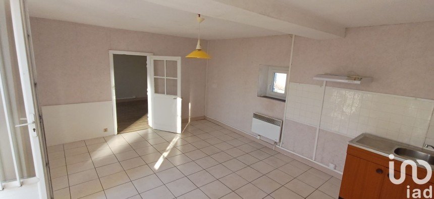 House 3 rooms of 85 m² in Saint-Georges-sur-Loire (49170)