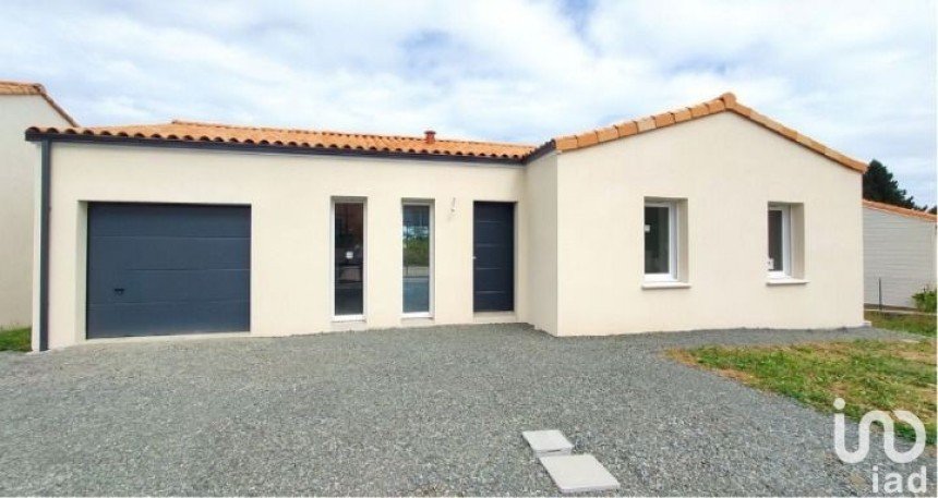House 6 rooms of 103 m² in Sèvremont (85700)