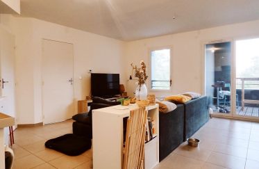 Apartment 2 rooms of 45 m² in Saint-Julien-en-Genevois (74160)