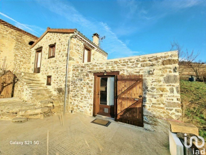 Village house 2 rooms of 47 m² in Saint-Ilpize (43380)