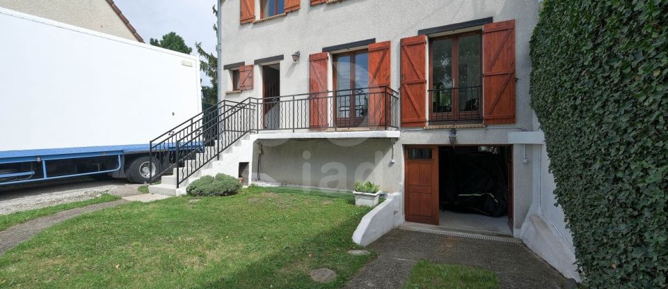 Maison 5 pièces de 90 m² à Montfermeil (93370)