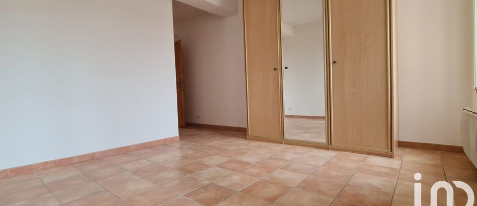 Appartement 5 pièces de 111 m² à Narbonne (11100)