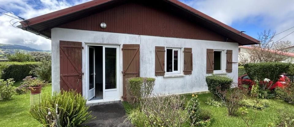 House 4 rooms of 70 m² in Le Tampon (97430)