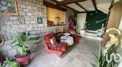 Country house 5 rooms of 300 m² in La Peyratte (79200)