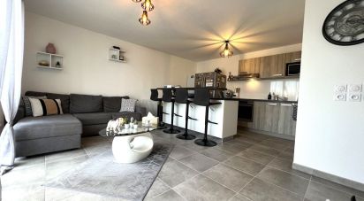 Apartment 3 rooms of 64 m² in Bassens (33530)