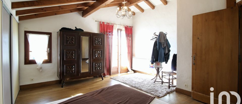 Maison traditionnelle 5 pièces de 150 m² à Saint-Pée-sur-Nivelle (64310)