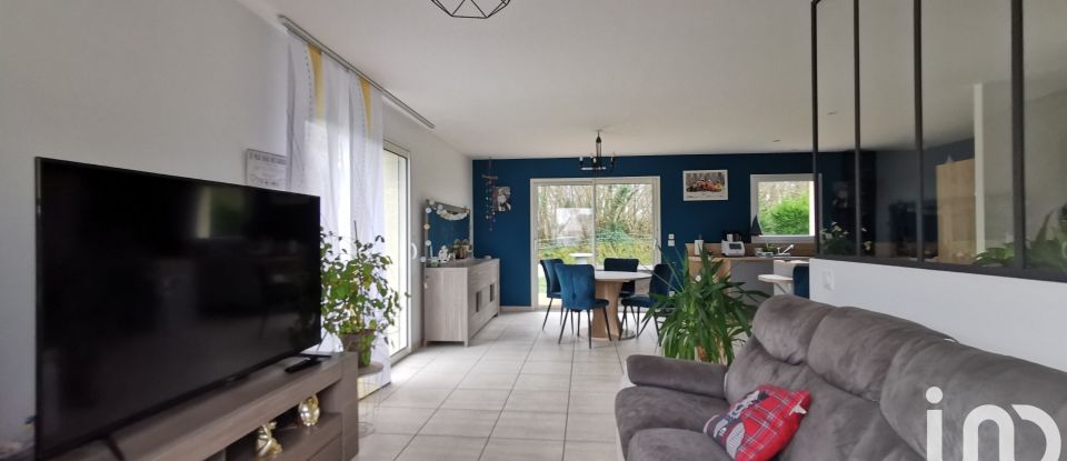 Maison 3 pièces de 85 m² à Marigny-Le-Lozon (50570)