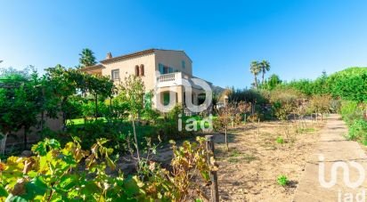 House 14 rooms of 247 m² in Grimaud (83310)