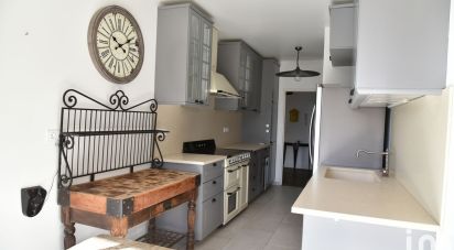 Apartment 4 rooms of 137 m² in Ville-d'Avray (92410)