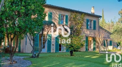 House 10 rooms of 233 m² in Saint-Tropez (83990)