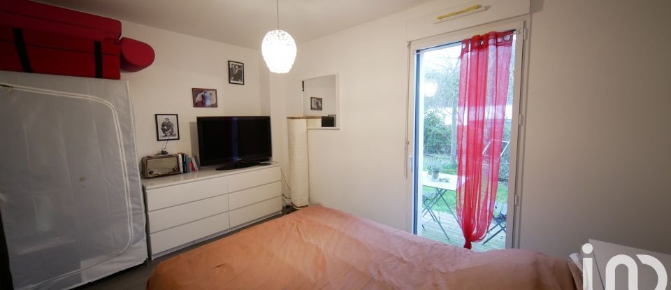House 4 rooms of 100 m² in Saint-Aubin-d'Aubigné (35250)